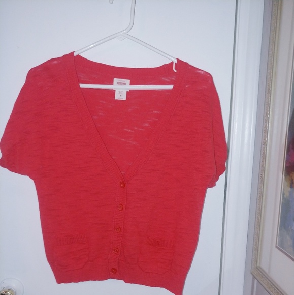 Top - Picture 2 of 5